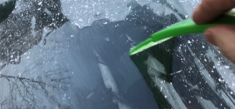 Karosserie & Scheibenzubehör