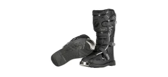 Motocross-Stiefel bieten optimalen Schutz und Komfort für Offroad-Abenteuer