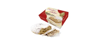 Christstollen - Traditionelles Weihnachtsgebäck mit Rosinen, Nüssen und Gewürzen