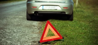 Auto-Warndreieck Ratgeber: Auswahl, Anwendung und Sicherheitshinweise