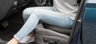 Einfach ein- und aussteigen – der große Ratgeber für Drehkissen im Auto