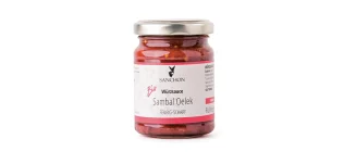 Scharfe Sambal Oelek Chilipaste aus Indonesien in einem Glasbehälter