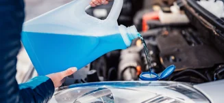 Scheibenfrostschutz: Klare Sicht und Sicherheit bei Frost und Eis